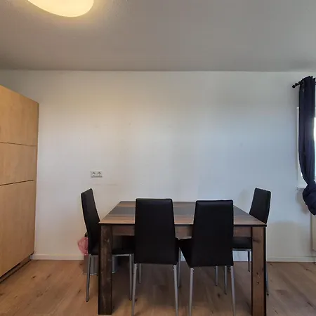 Mikra Homes24 In アパート *